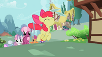 Cheerilee and her students follow Apple Bloom into Ponyville S2E6