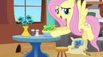 Fluttershy grabbing bowl S2E19