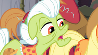 Granny Smith 'What is it' S4E09