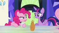 Pinkie Pie "yeah!" S5E22