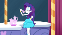 Rarity sipping a cup of tea SS1