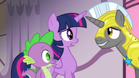 Twilight and royal guard "vanished!" S4E01