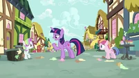 Twilight scolds Toola Roola and Coconut Cream S7E14.png (1.09 MB)