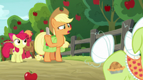 Applejack -don't have time to work- S9E10