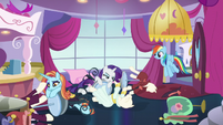 Canterlot Carousel got messy S5E15