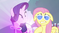 Rarity and nervous Fluttershy S4E16