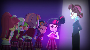Shadowbolts push Twilight into a corner EG3.png