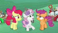 Sweetie Belle interpreting the older ponies' words S6E14