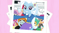 Only the Great and Powerful Trixie can do an epic photo-bomb!