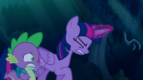 Twilight attempting to do magic S5E26