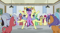 Twilight squished between Flim and Flam S8E16.png (1.11 MB)
