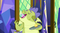 Sludge eating more cupcakes S8E24