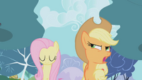 Fluttershy happy S1E04