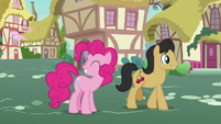 Pinkie Pie successfully proves Rarity's theory S7E9