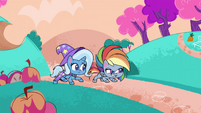 Trixie and Rainbow about to race PLS1E12a
