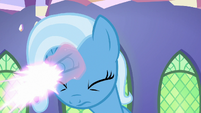 Trixie casts transfiguration one more time S7E2