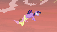 Fluttershy bumps into Twilight Sparkle S7E20