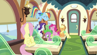 Twilight's friends laughing S2E25