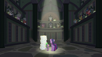 Twilight and Spike in the EEA's chamber S8E1