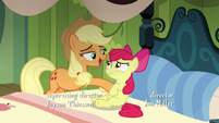 Applejack prevents Apple Bloom from rising up S5E04