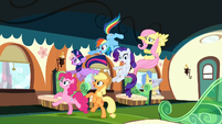 The Mane 6 thrown off guard