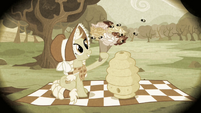 Granny Smith giving flowers to bees S2E12