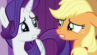 Rarity and AJ even more worried S6E10