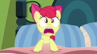 Apple Bloom wakes with a start S5E4
