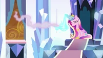 Cadance magically transmits the letter S9E1