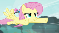 Fluttershy flying back to the cottage S4E16