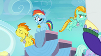 Pegasus foals flying away from filly Rainbow S7E7