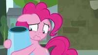 Pinkie Pie unsure what to do S6E3