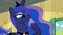 Princess Luna amused S5E4