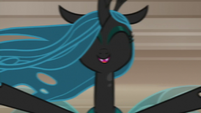 Queen Chrysalis happily singing S9E8