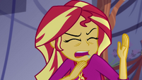 Sunset Shimmer blearily "what happened?" EG4