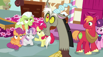 CMC point Discord toward giant apple S9E23