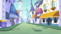 Empty Canterlot plaza S5E10