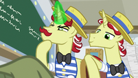Flam doesn't know Destitute Pony's name S8E16