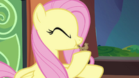Fluttershy blowing bird whistle S4E22