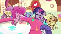 Mane Six laughing together PLS1E1b.png (1.09 MB)