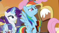 Rainbow Dash carrying heavy candy necklace S4E18