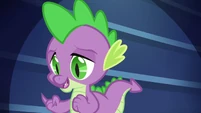 Spike "claw massages" S5E22