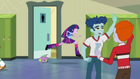 Twilight bolts out of the bathroom EG