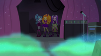 La exhibición de las Dazzlings 9 EG2