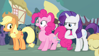 Pinkie Pie inhaling S4E13