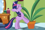 Spike likes rarity S01E20