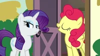 Strawberry Sunrise doesn't like apples S7E9.png (880 KB)