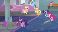 Twilight and friends in the School of Friendship S8E1