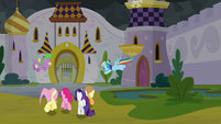 Main ponies and Spike leaving Canterlot S9E25
