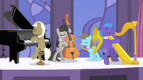 Orchestra begins to play Pony Pokey song S1E26